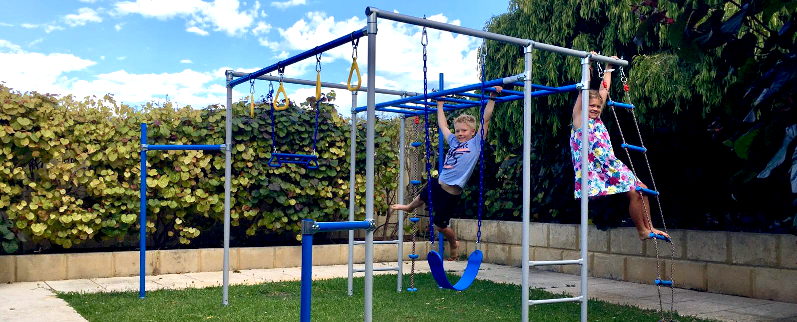 monkey bars