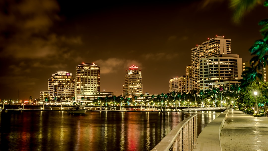 West Palm Beach, FL